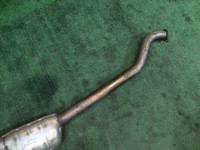 中間マフラー катализатор SUBARU LEGACY OEM 44200AE120 BE5 BH5 2001 EJ206 AT