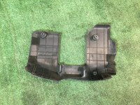 エンジンカバー SUBARU LEGACY OEM 14025AA130 BH5 BE5 2001 EJ206 AT