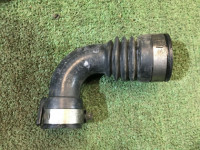 Патрубок интеркулера правый SUBARU LEGACY OEM 14462AA081 BH5 BE5 2001
