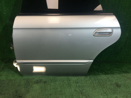 Left rear door SUBARU LEGACY B4 OEM 60400AE250 BE9 BE5 BH5 1999 silver 792