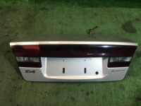 Крышка багажника 57501AE040, 84251AE03A SUBARU LEGACY B4