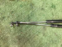 Амортизаторы крышки багажника SUBARU LEGACY OEM 63260AE020, 63260AE030 BHE BH9 BH5 2002 White 51E, 96H
