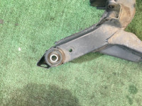 Travessa traseira SUBARU LEGACY OEM 20152AE001 BHE BH9 BH5 BE5 BE9 BEE 2002 EZ30