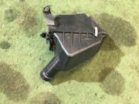Корпус воздушного фильтра SUBARU LEGACY OEM 46052AE001, 46051AE000 BHE BEE 2002 EZ30
