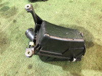Корпус воздушного фильтра SUBARU LEGACY OEM 46052AE001, 46051AE000 BHE BEE 2002 EZ30