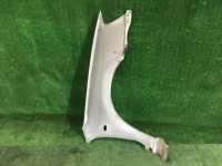 Крыло переднее левое SUBARU LEGACY OEM 57120AE011 BHE BH9 BH5 BE5 BE9 BEE 2002 White 51E, 96H