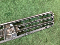 Решетка радиатора SUBARU LEGACY OEM 91121AE440 BHE BH9 BH5 BE5 BE9 BEE 2002 White 51E, 96H