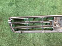 Решетка радиатора SUBARU LEGACY OEM 91121AE440 BHE BH9 BH5 BE5 BE9 BEE 2002 White 51E, 96H