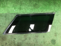 Стекло багажника правое SUBARU LEGACY OEM 65210AE040NB BHE BH9 BH5 2002