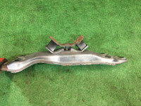 Travessa da caixa SUBARU LANCASTER OEM 41011AE010, 41022AC150 BHE BH9 2002 EZ30 AT