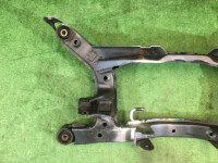 リアメンバー SUBARU LANCASTER OEM 20152AE001 BHE BH9 BH5 BE5 BE9 BEE 2002 EZ30 AT