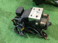 Блок abs VDC SUBARU LANCASTER OEM 27539AE001 BHE BEE 2002 EZ30 AT
