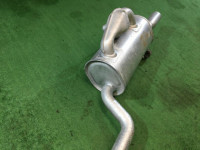 Silencioso trasero SUBARU LANCASTER OEM 44300AE200 BHE 2002 EZ30 AT