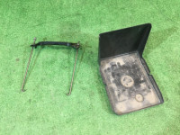 Крепление аккумулятора 82161AA040, 82122AA031, 82182AA040 SUBARU LANCASTER