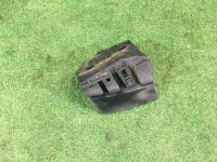 Крепление заднего бампера левое SUBARU LANCASTER OEM 57707AE070 BHE BH9 BH5 2002 Silver 1U2