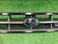 Grelha do radiador SUBARU LANCASTER OEM 91121AE260 BHE BH9 2002 Silver 1U2