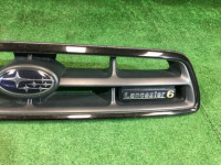 Grelha do radiador SUBARU LANCASTER OEM 91121AE260 BHE BH9 2002 Silver 1U2