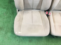 Juego de asientos SUBARU LANCASTER OEM 64010AE700GE, 64010AE710GE, 64221AE130GE, 64231AE360GE BHE BH9 BH5 2002 Silver 1U2