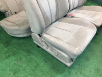 Juego de asientos SUBARU LANCASTER OEM 64010AE700GE, 64010AE710GE, 64221AE130GE, 64231AE360GE BHE BH9 BH5 2002 Silver 1U2