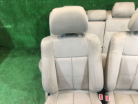 Juego de asientos SUBARU LANCASTER OEM 64010AE700GE, 64010AE710GE, 64221AE130GE, 64231AE360GE BHE BH9 BH5 2002 Silver 1U2