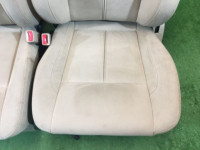 Juego de asientos SUBARU LANCASTER OEM 64010AE700GE, 64010AE710GE, 64221AE130GE, 64231AE360GE BHE BH9 BH5 2002 Silver 1U2