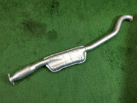 Средняя часть глушителя SUBARU LANCASTER OEM 44200AE080 BHE BEE 2002 EZ30 AT