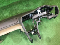 Торпедо SUBARU LANCASTER OEM 66045AE000DG BHE BH9 2002 Silver 1U2