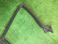 Borracha da porta esquerda SUBARU LANCASTER OEM 63521AE030 BHE BH9 BH5 2002 Silver 1U2