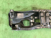 フロントメンバー SUBARU LANCASTER OEM 20101AE021 BH9 BE9 2000 EJ254 AT
