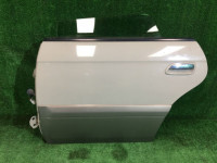 左リアドア SUBARU LANCASTER OEM 60400AE430 BHE BH9 2000 8L5
