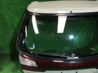 Portón trasero SUBARU LANCASTER OEM 60800AE040, 63011AE010, 84251AE060 BHE BH9 BH5 2000 8L5