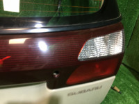 Portón trasero SUBARU LANCASTER OEM 60800AE040, 63011AE010, 84251AE060 BHE BH9 BH5 2000 8L5