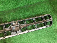 Решетка радиатора SUBARU LANCASTER OEM 91121AE200 BH9 BHE 2000 8L5