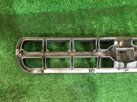 Решетка радиатора SUBARU LANCASTER OEM 91121AE200 BH9 BHE 2000 8L5