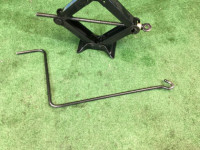 Домкрат SUBARU LEGACY OEM 97030FA070 BHE BH9 BH5 BE5 BE9 BEE 2001