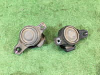 Подушки двигателя пара 41022AE021, 41022AE031 SUBARU LEGACY