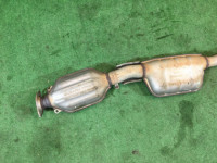 Средняя часть глушителя SUBARU LEGACY OEM 44200AE050 BE9 BH9 2001 EJ254 AT