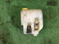 Бачок омывателя SUBARU LEGACY OEM 86610FC000 BG9 BG5 BD5 BD9 1997 EJ25 AT
