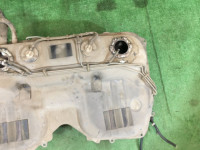 油箱 SUBARU LEGACY OEM 42120FA160 BG9 BG5 BD5 BD9 1997 EJ25 AT