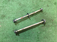 Tornillos del buje trasero 20540AA000 SUBARU LEGACY