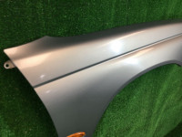 Guarda-lamas dianteiro direito SUBARU LEGACY OEM 57110AC100 BG9 BG5 BD5 BD9 1997 grey 55D