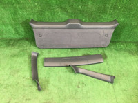 Обшивка пятой двери 94047AC110MU, 94047AC000MU SUBARU LEGACY