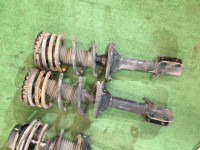 减震器 SUBARU LEGACY OEM 20310AC081, 20310AC091, 20364AC240, 20364AC250 BG9 BG5 BD5 BD9 1997 EJ25 AT