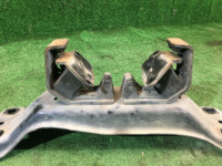 ミッションメンバー SUBARU LEGACY OEM 41022AA241, 41022AA231 BG9 BG5 BD5 BD9 1996 EJ25 AT