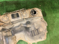 油箱 SUBARU LEGACY OEM 42120AC020 BG9 BG5 BD5 BD9 1996 EJ25 AT