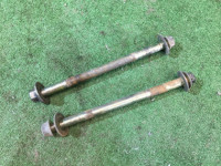Tornillos del buje trasero 20540AA000 SUBARU LEGACY