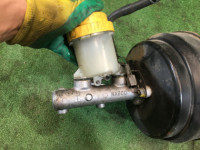 Главный тормозной цилиндр без ABS SUBARU LEGACY OEM 26401AA251, 26402AA196 BG9 BG5 BD5 BD9 1996 EJ25 AT