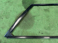 右サイドウインドウモール SUBARU LEGACY OEM 91012AC000 91011AC080 91011AC100 BG9 1996 cosmic blue mica 416
