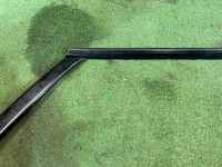 右サイドウインドウモール SUBARU LEGACY OEM 91012AC000 91011AC080 91011AC100 BG9 1996 cosmic blue mica 416