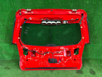Portón trasero SUBARU LEGACY OEM 60800AE060 BH5 2000 red 01W
